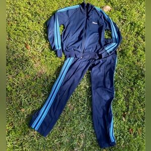 Vintage Wilson tennis warm up suit.